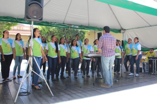Apresentação do Coral ILBJ na Rua do Turista