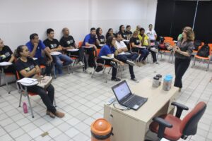 ILBJ investe em formação de seus funcionários