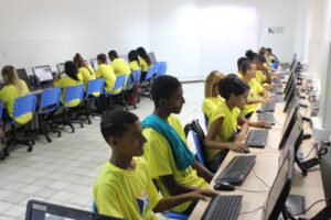 ILBJ completa 14 anos de oportunidades a jovens e adolescentes